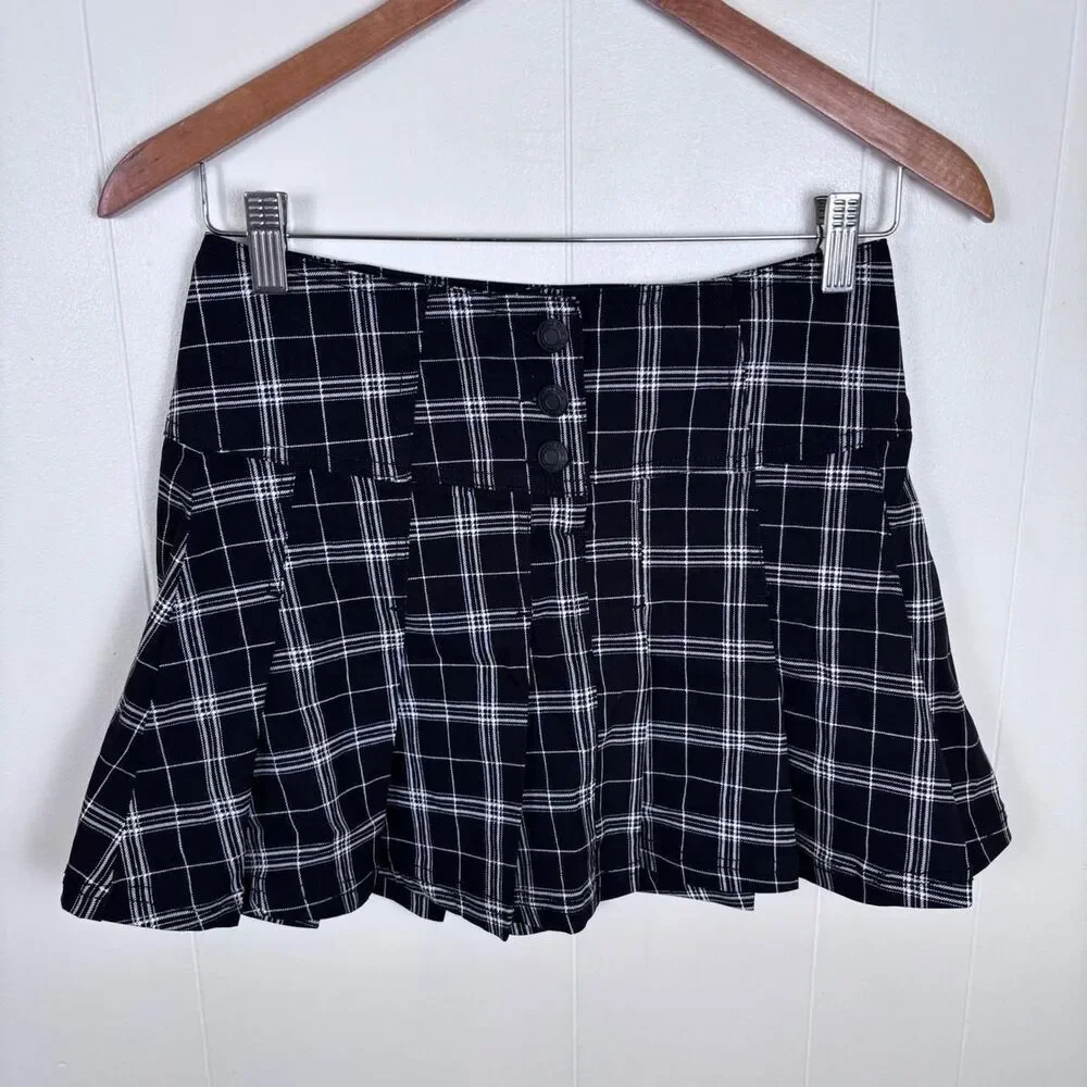 VTG Y2K‎ Plaid Mini Skirt Pleated Button Front Black White Sz Small Vanilla Star